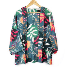 Load image into Gallery viewer, Sea Green &amp; Coral Vine Print Kimono
