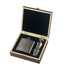 Load image into Gallery viewer, Stag Hip Flask & Cup Set