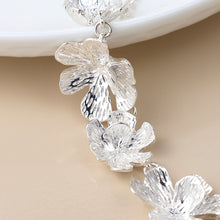Load image into Gallery viewer, Silver Plated Floral Bloom Necklace
