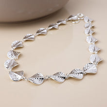 Load image into Gallery viewer, Ivy Twist Necklace - Silver Plate
