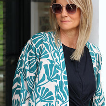 Load image into Gallery viewer, Teal Silhouette Print Kimono
