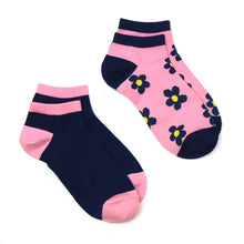 Load image into Gallery viewer, Navy/Pink Retro Flower 2 Pack Socks
