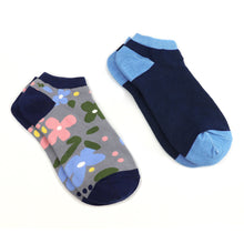Load image into Gallery viewer, Navy and Grey Mix Floral Socks
