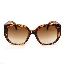 Load image into Gallery viewer, Chunky Frame Tortoiseshell Sunglasses
