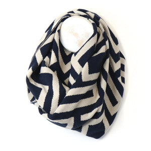 Cream/Navy Scarf