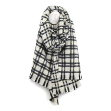 Load image into Gallery viewer, Monochrome Check Winter Scarf
