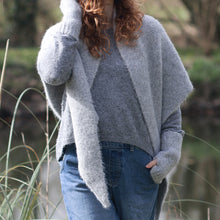 Load image into Gallery viewer, Pale Grey Chunky Knit Triangle
