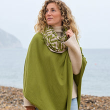 Load image into Gallery viewer, Pea Green Fine Knitted Poncho

