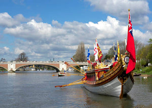 The Gloriana Greeting Card