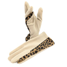 Load image into Gallery viewer, Animal Print Brushstroke Gloves - Mink
