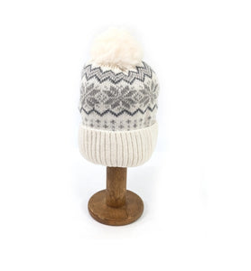 Fluffy Nordic Hat White