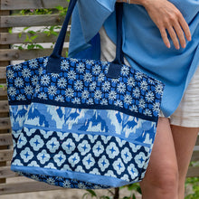 Load image into Gallery viewer, Blue Mix Floral Tile Print Beach Bag
