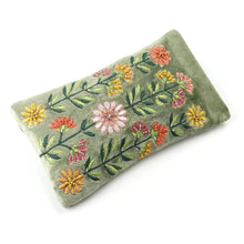 Load image into Gallery viewer, Green Velvet Floral Glasses Case
