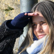 Load image into Gallery viewer, Navy Recycled Blend Fingerless Gloves
