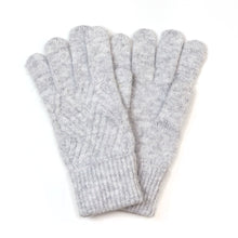 Load image into Gallery viewer, Soft Grey Marl Cable Knit Gloves
