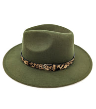 Load image into Gallery viewer, Forest Green Animal Print Band Fedora Hat
