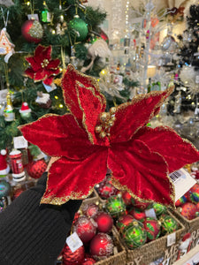 Red Clip Poinsettia