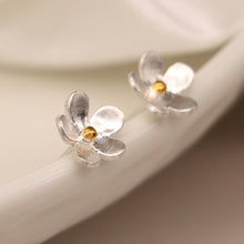 Load image into Gallery viewer, Matt Silver Flower Earring Gold Plate Centre
