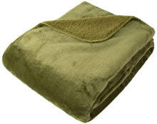 Load image into Gallery viewer, Super Soft Fleece Throw
