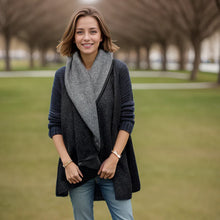 Load image into Gallery viewer, Sleeveless Reversible Jacket - Black/Grey
