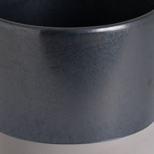 Load image into Gallery viewer, The Metallic Grey Ceramic Planter Large

